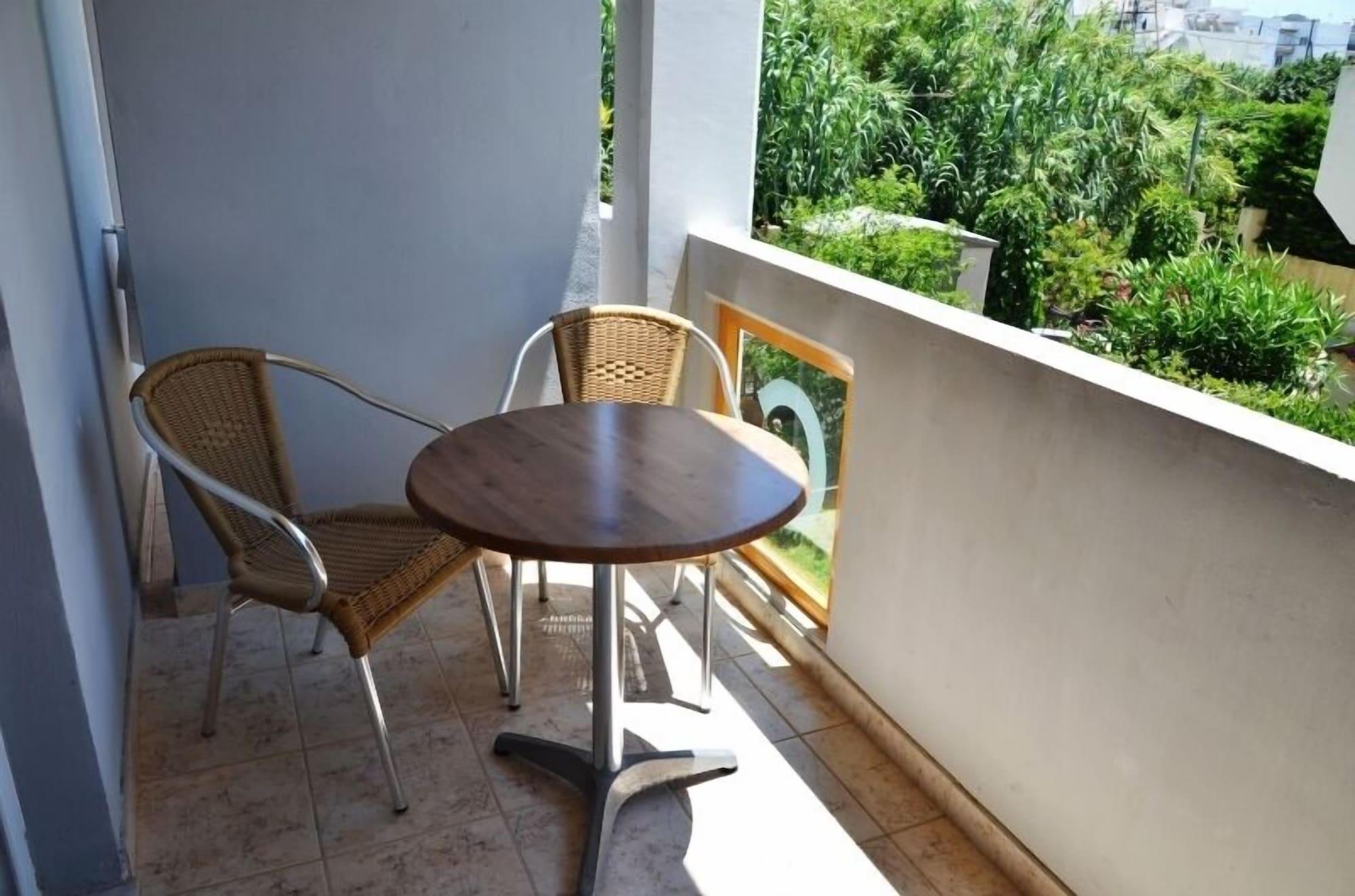 Goji Vegan Hotel Lalyssos Eksteriør billede