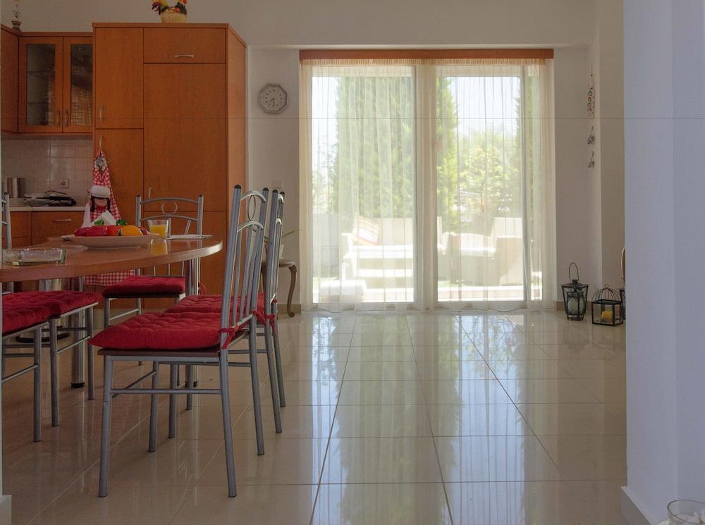 Goji Vegan Hotel Lalyssos Eksteriør billede